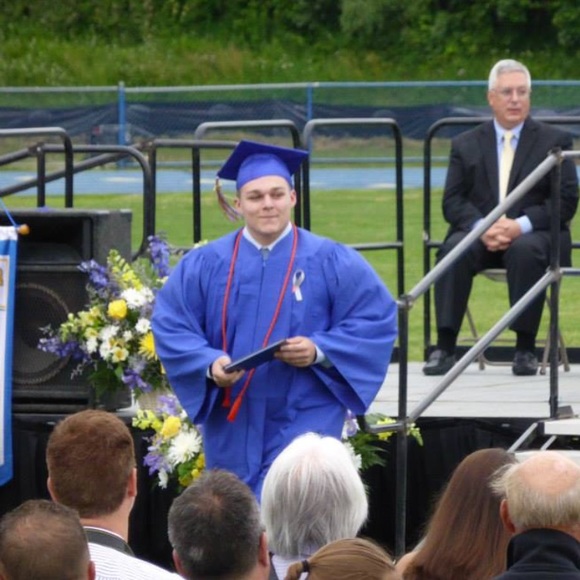 Meet the Posher - Picture 2 of 4